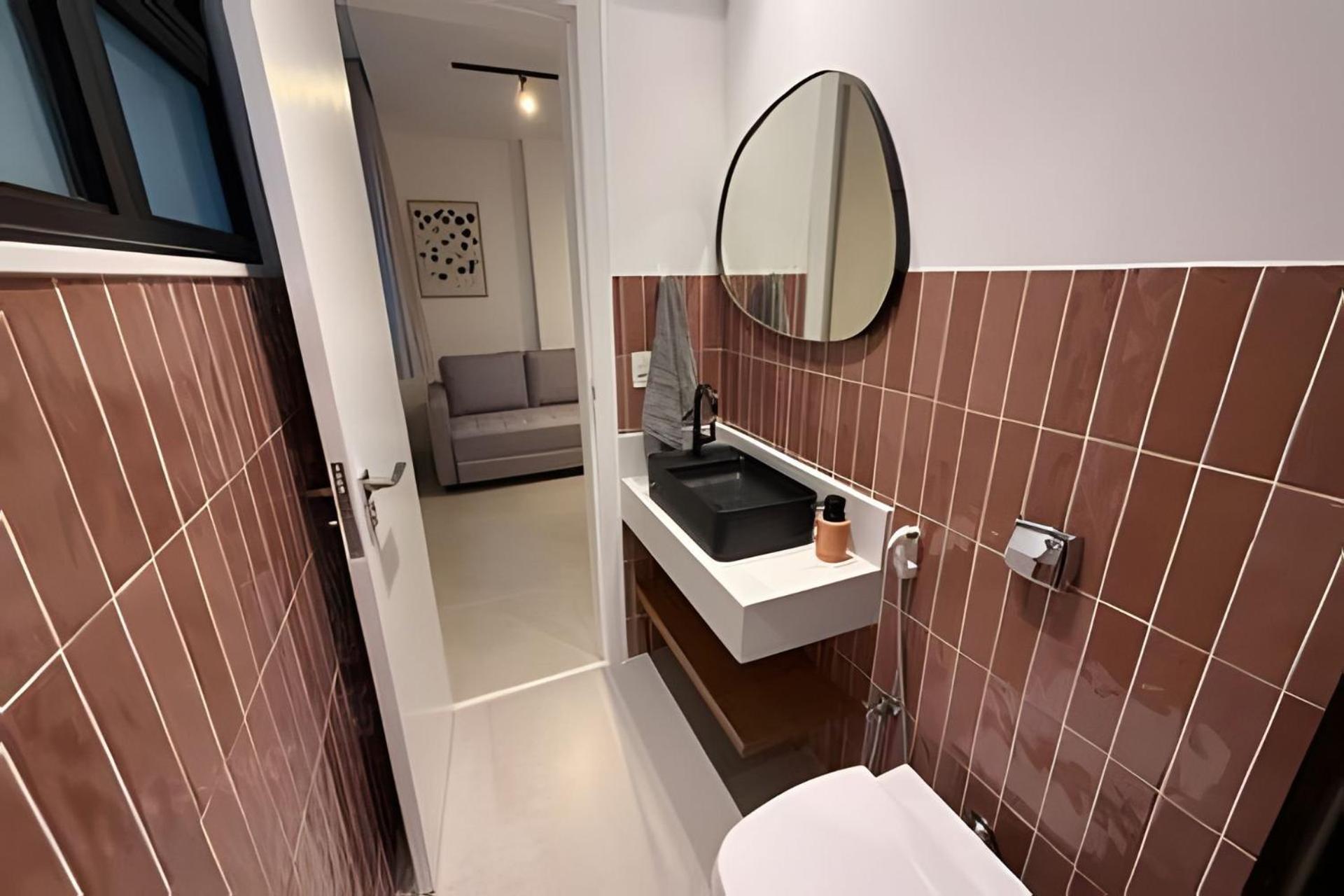 Apartamento Reformado A Menos De 100 Metros Da *