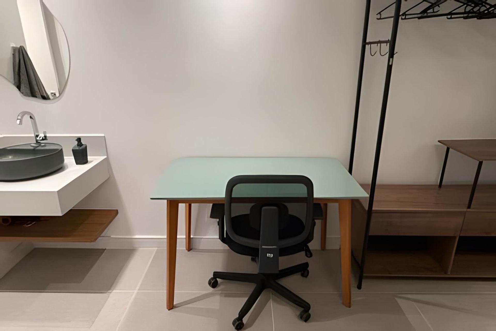 Reformado A Menos De 100 Metros Da Apartamento